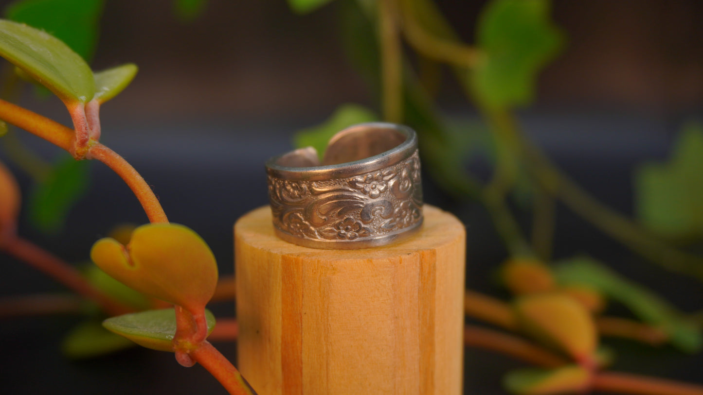 Bague recyclée #22 (taille: 8.5)