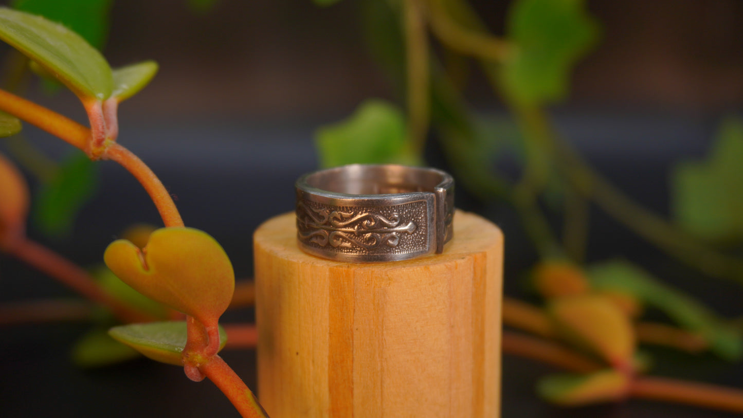 Bague recyclée #35 (taille: 7)