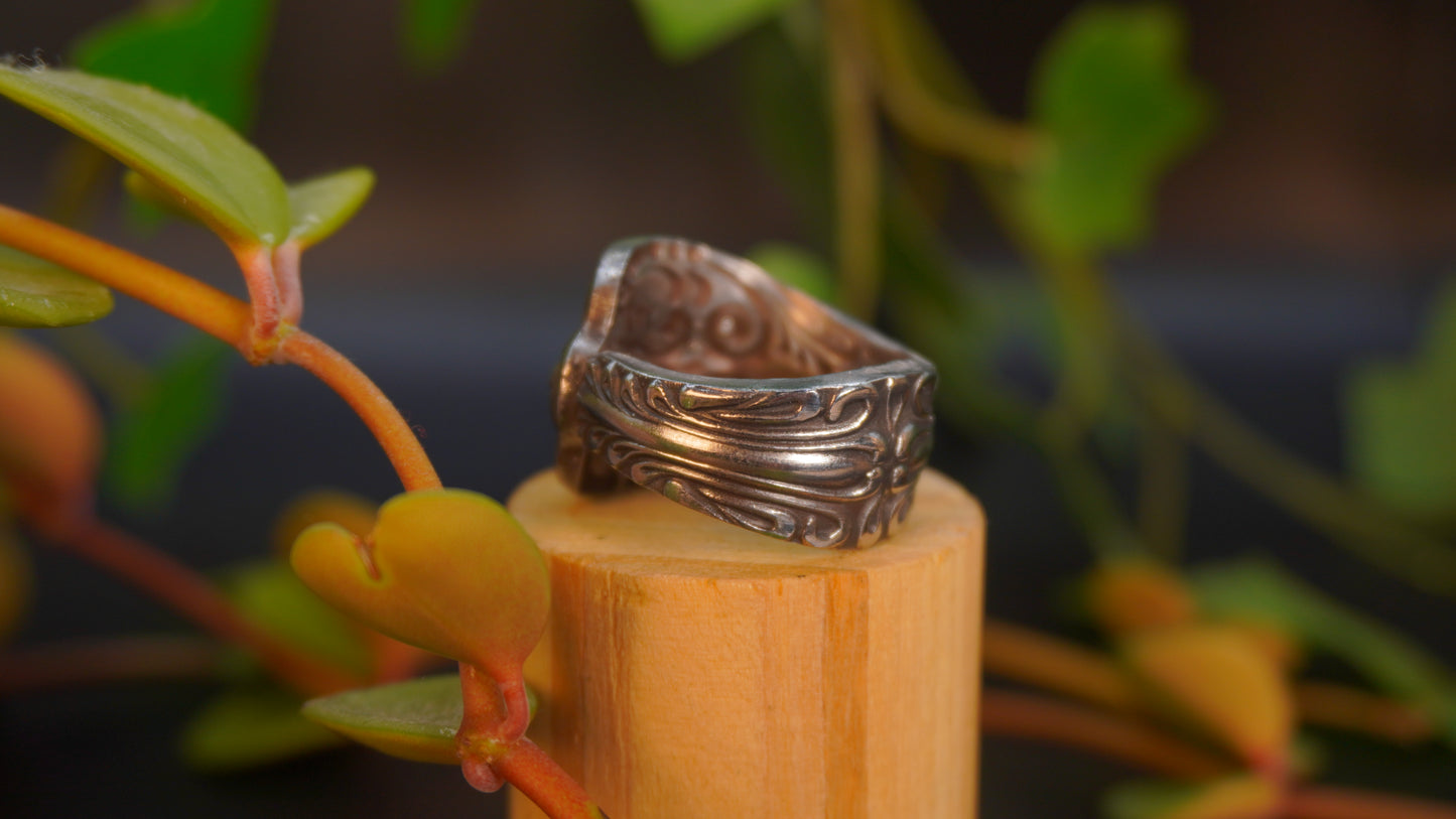 Bague recyclée #45 (taille: 9.5)