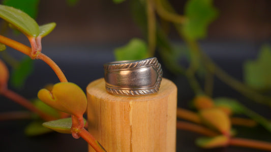 Bague recyclée #47 (tailles multiples)