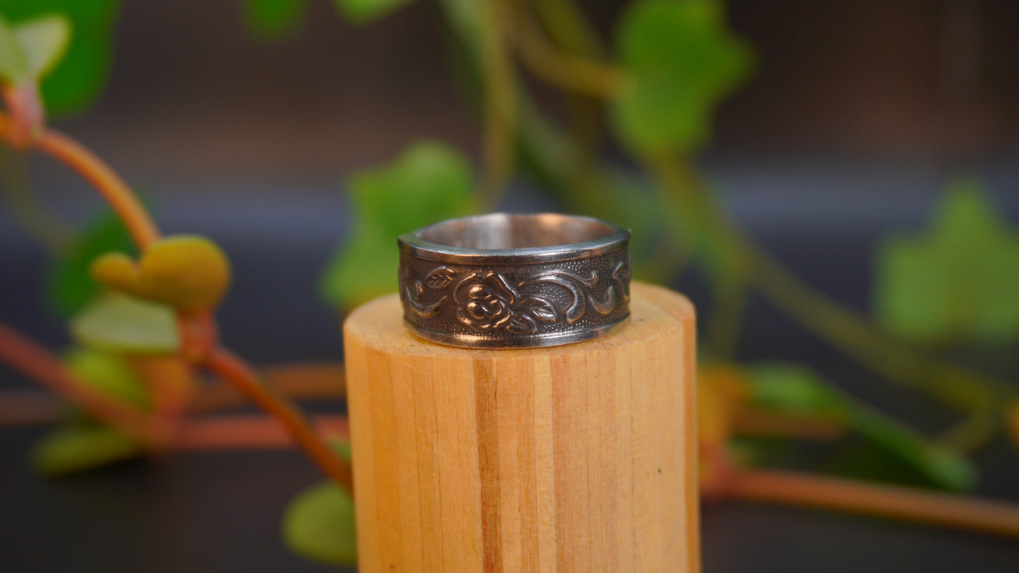 Bague recyclée #51 (taille: 7.5)
