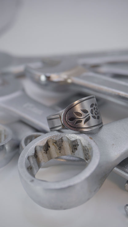 Bague de petite taille #2 (taille: 6)