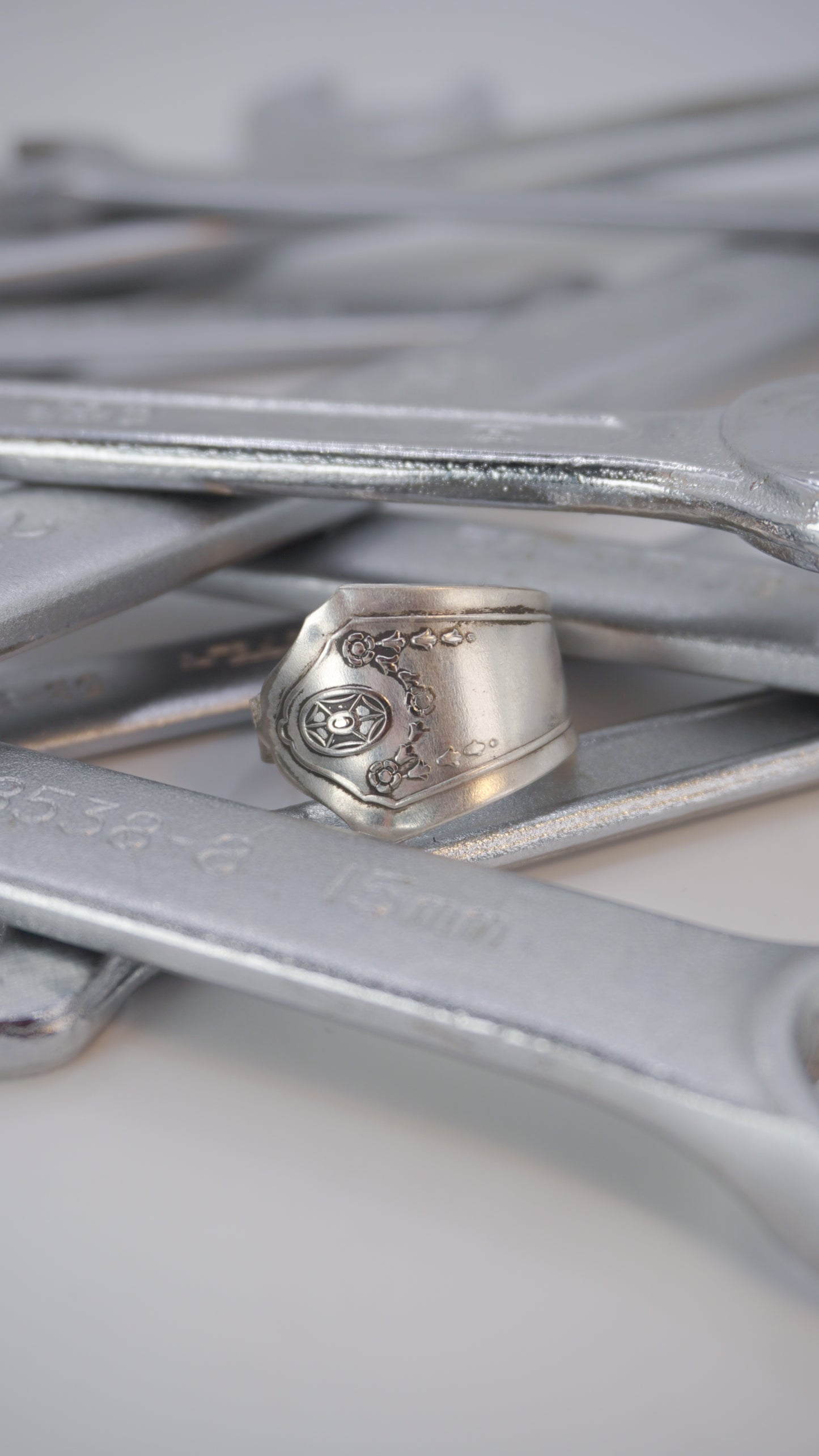 Bague recyclée #34 (tailles multiples)