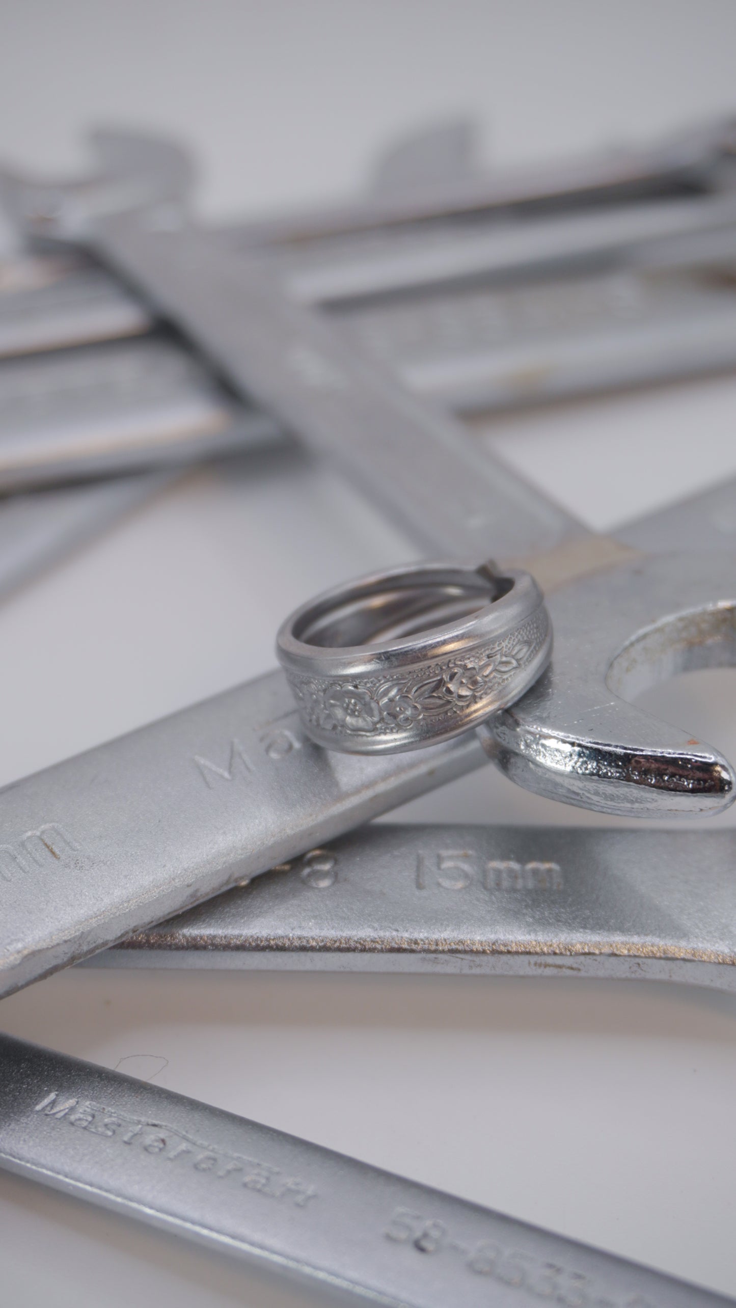 Bague recyclée #11 (tailles: 8)