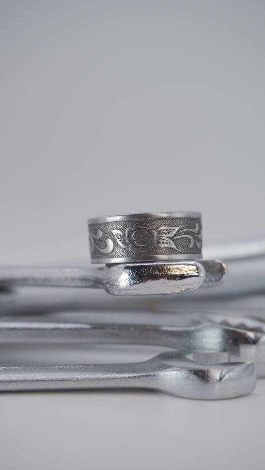 Bague recyclée #17 (tailles multiples)