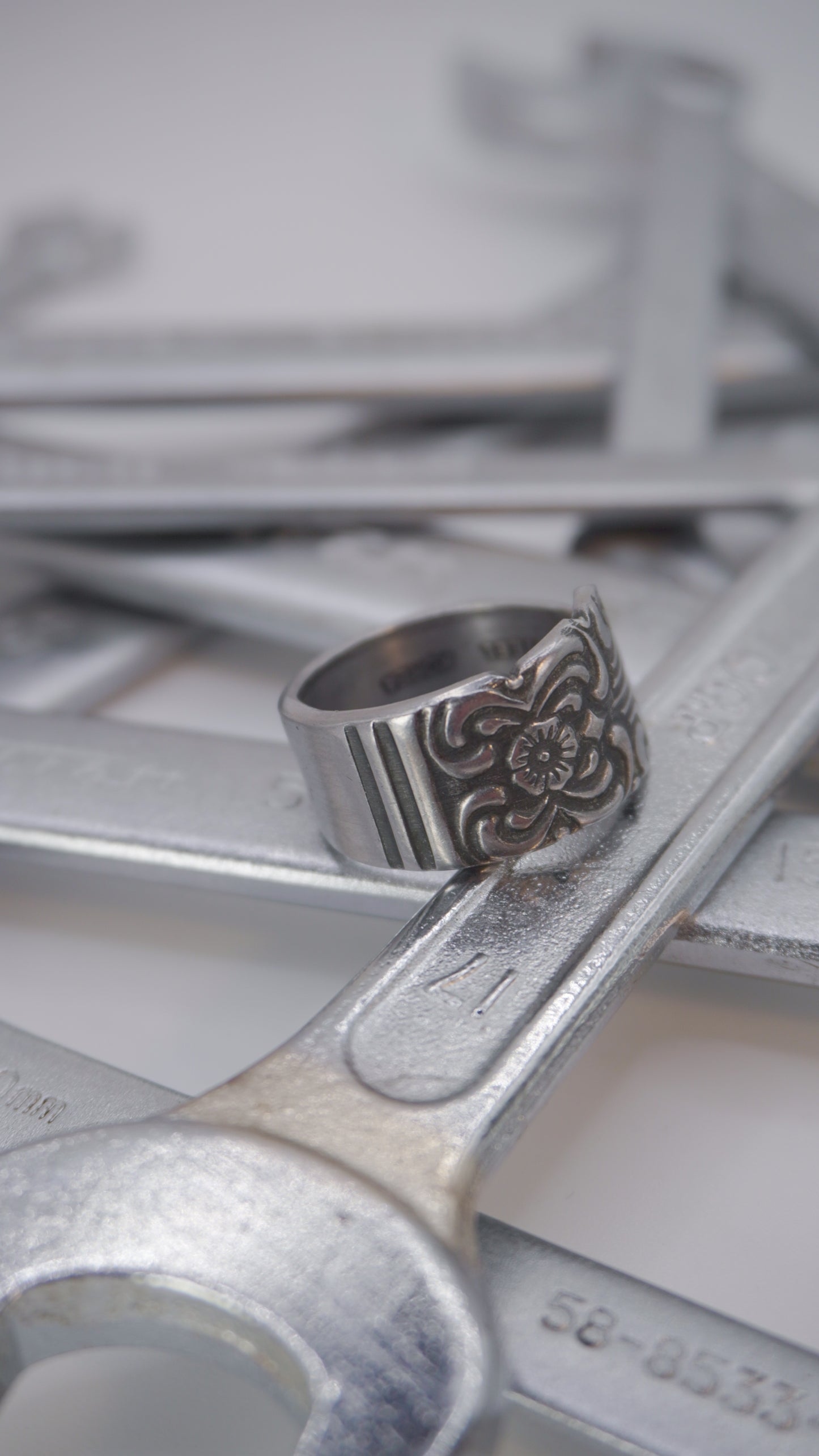 Bague recyclée #7 (tailles multiples)