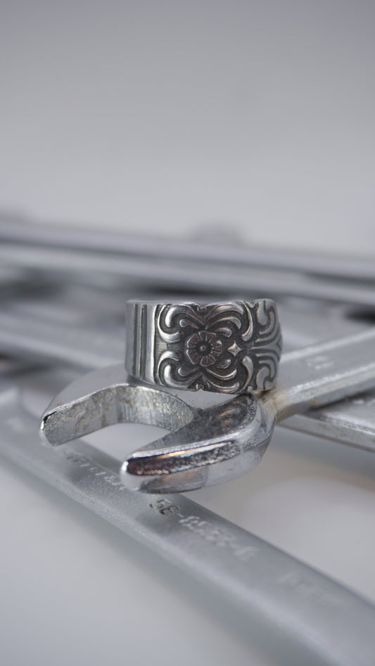 Bague recyclée #7 (tailles multiples)