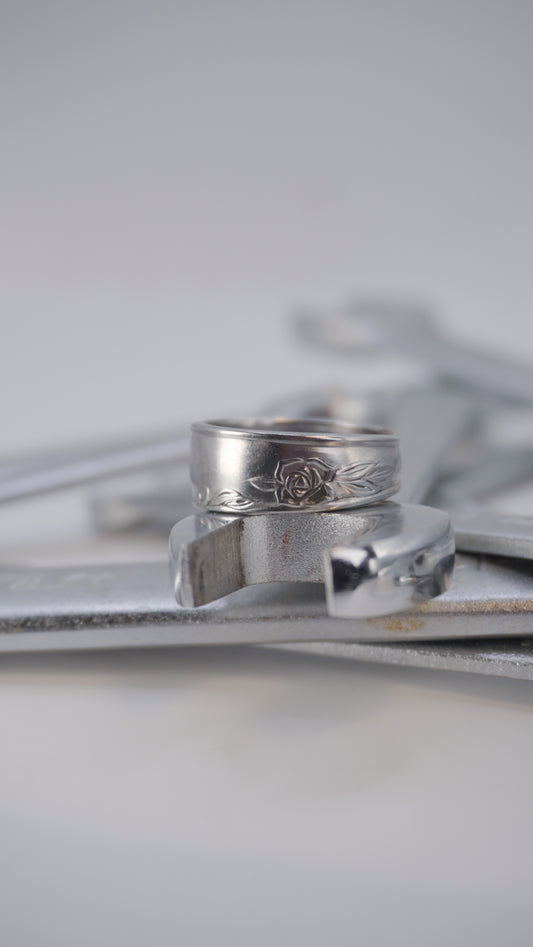 Bague recyclée #37 (tailles multiples)