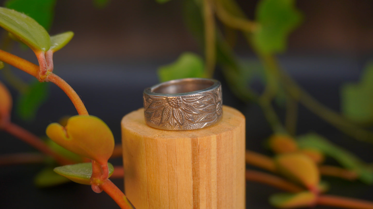 Bague recyclée #16 (taille: 7.5)