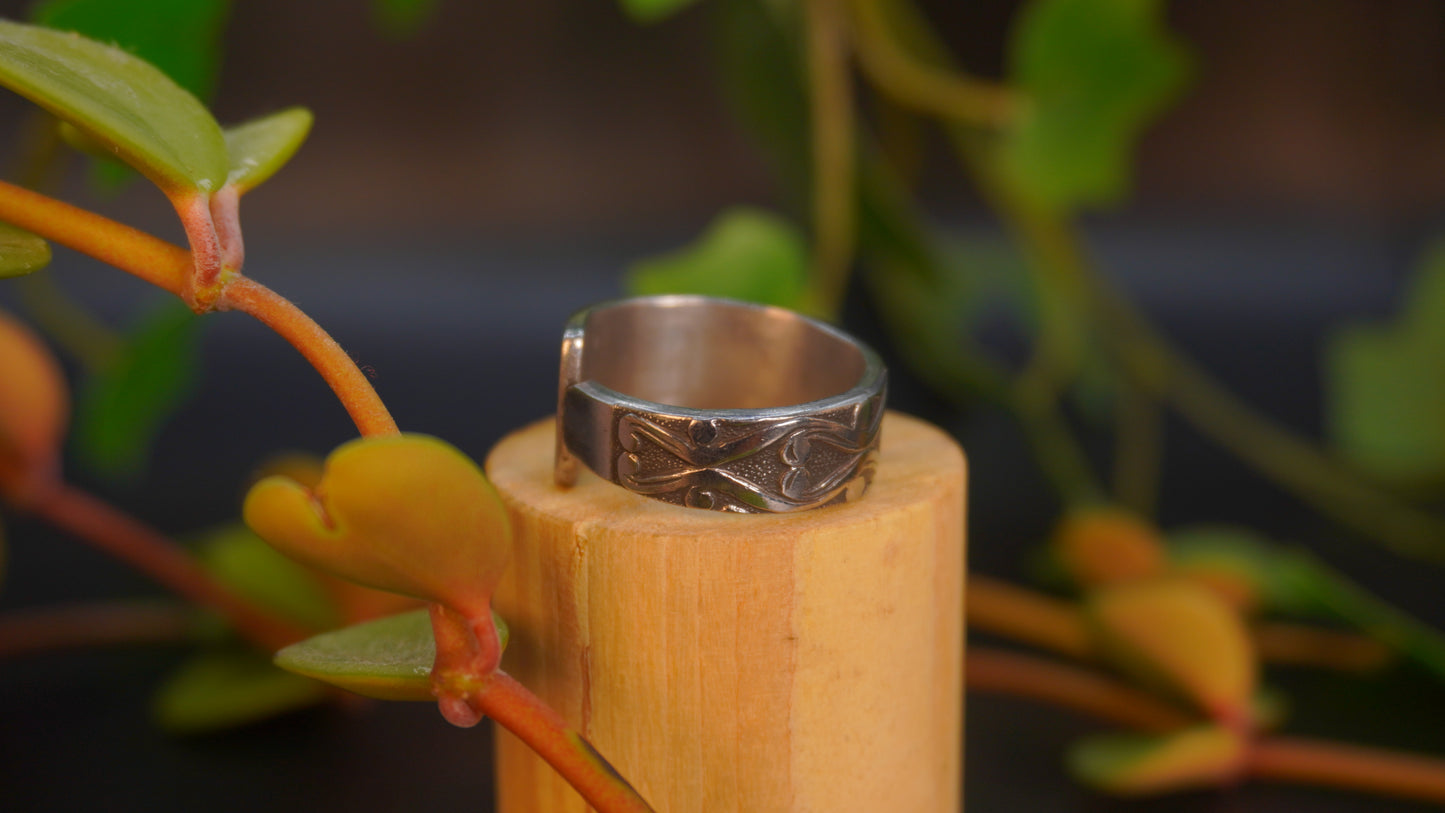 Bague recyclée #50 (tailles multiples)