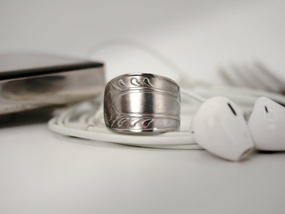 Bague recyclée (taille: 8.5)