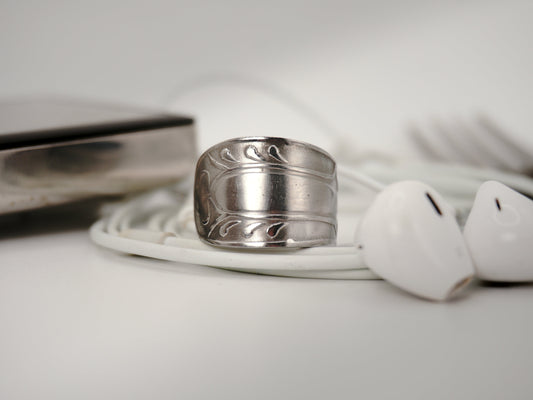Bague recyclée (taille: 8.5)