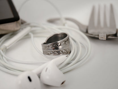 Bague recyclée (taille: 8.5)