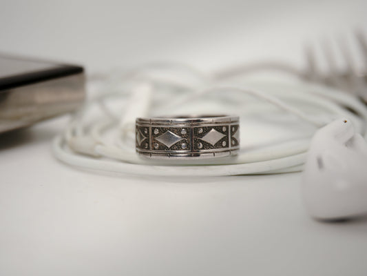 Bague recyclée (taille: 8.5)