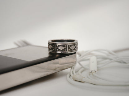 Bague recyclée (taille: 8.5)