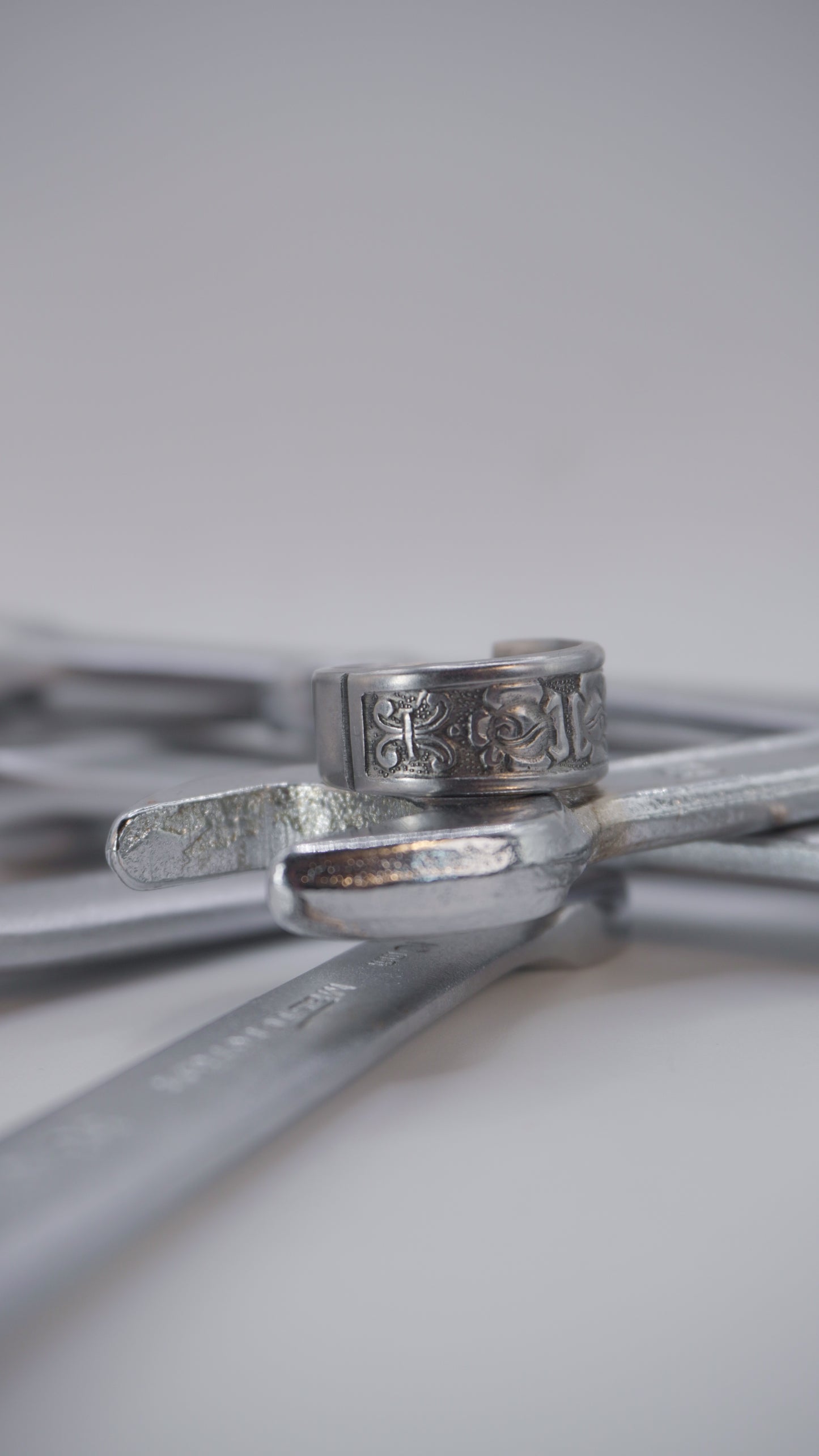 Bague recyclée #9 (tailles: 7.5)